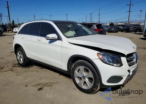 2018 Mercedes-Benz Glc 300 z USA, uszkodzony, nr VIN WDC0G4JB4JV053334